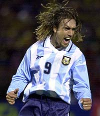 Batistuta a Effenberg míří do Ďolíčku