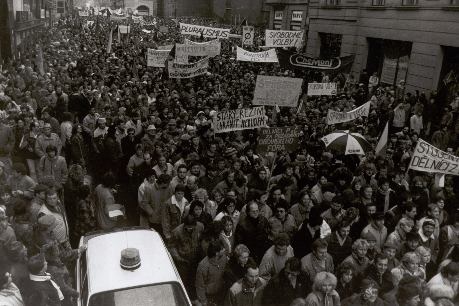 Zeleno-bílá vzpomínka na revoluci