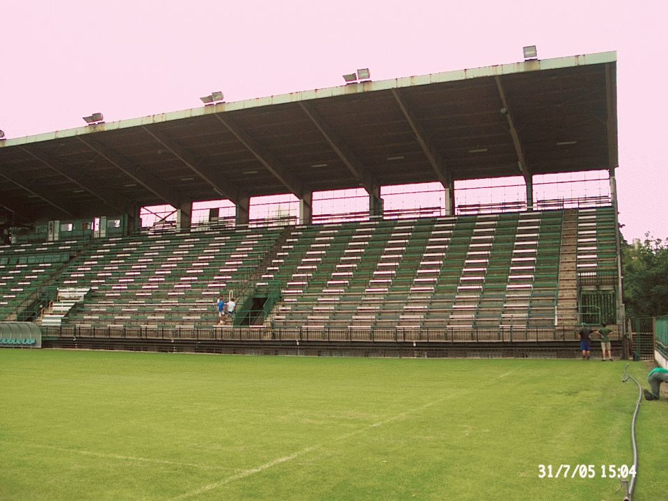 Bohemka otevřela otázku sektorů k stání
